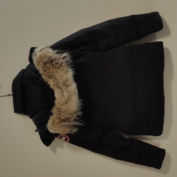 Canada Goose Black Chelsea Parka - Picture 4 of 4